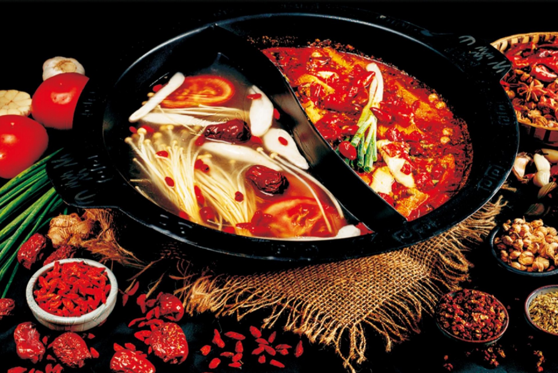 牛油鸳鸯锅.jpg